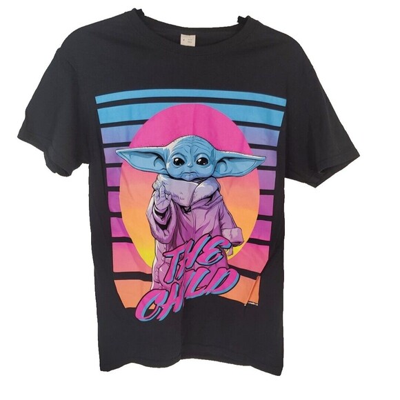Retro Star Wars Baby Yoda  Size S Grogu Mandalorian Black The Child T-Shirt - Picture 2 of 7